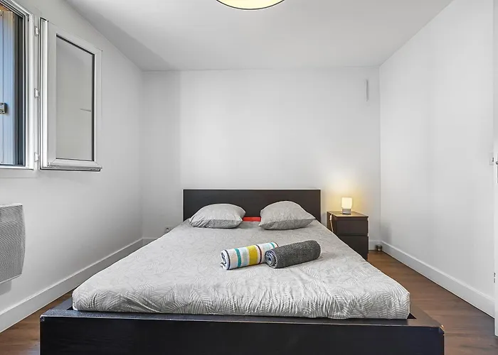 Apartment Very - 80 Meters To The Sea Nice